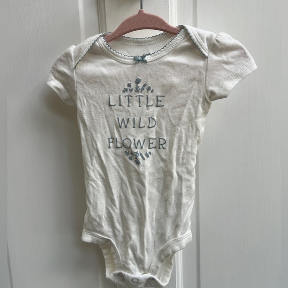 Carter’s 3M White & Blue Little Wild Flower Short Sleeve Girls Onesie - Picture 1 of 4